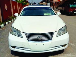 Barley Used Lexus ES350 2009