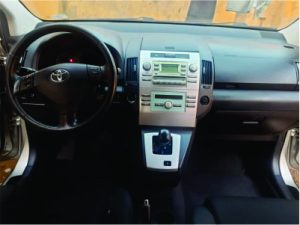 Used Toyota Corolla Verso 2004